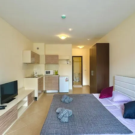 Bratanov Sun And Sea Apartment